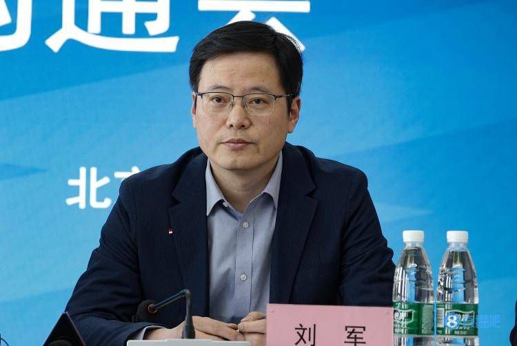 丝袜美臀视频网