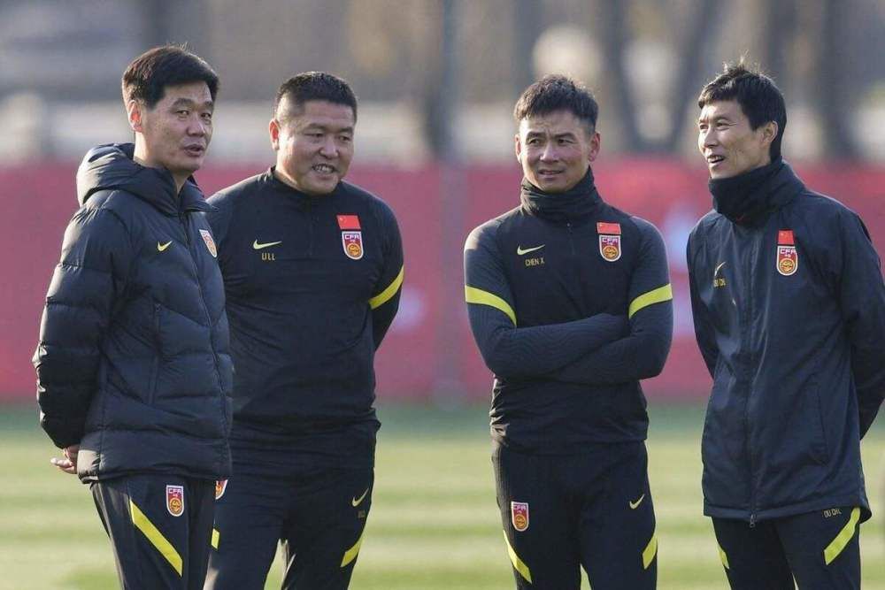 狼人伊人干